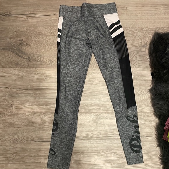 VS PINK leggings ✨ - Picture 4 of 4